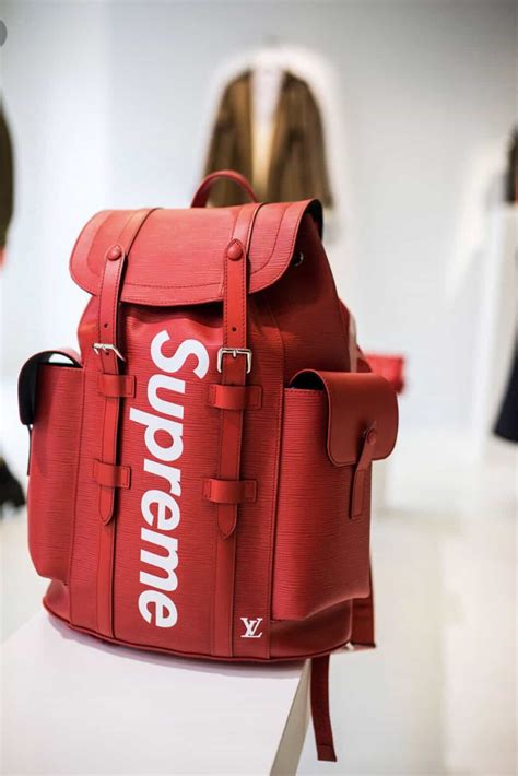 louis vuitton x supreme bag fake|louis Vuitton X supreme cartera.